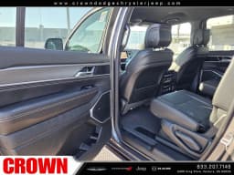 Jeep Grand Wagoneer L 4x2 2026 — side view