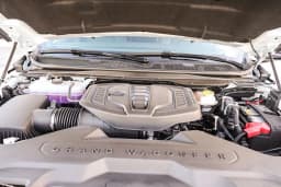 Jeep Grand Wagoneer L Limited Altitude 4x4 2026 — side view