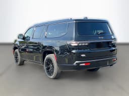 Jeep Grand Wagoneer L Limited Reserve 4x4 2026 — side view