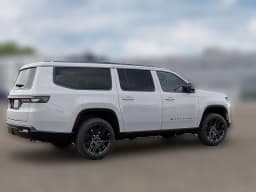 Jeep Grand Wagoneer L Limited Reserve 4x4 2026 — side view