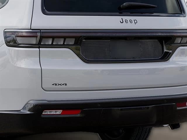 Jeep Grand Wagoneer L Limited Reserve 4x4 2026 — side view