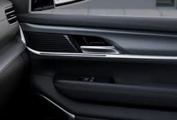Jeep Grand Wagoneer L Limited Altitude 4x4 2026 — side view