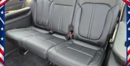 Jeep Grand Wagoneer Base 4x2 2026 — side view