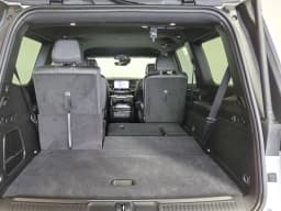 Jeep Grand Wagoneer Base 4x2 2026 — side view