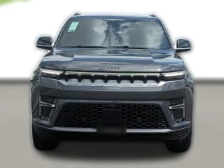 Jeep Grand Wagoneer 4x4