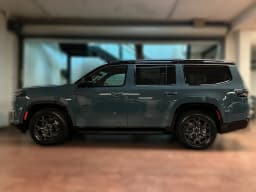 Jeep Grand Wagoneer Upland 4x4 2026 — side view
