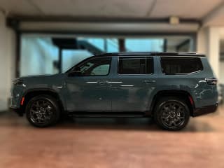 Jeep Grand Wagoneer Upland 4x4