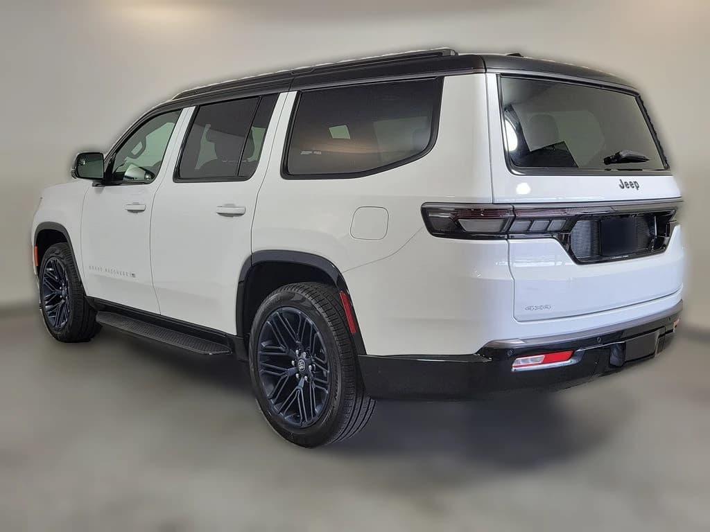 Jeep Grand Wagoneer 85th Anniversary 4x4 2026 — side view