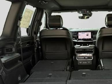 Jeep Grand Wagoneer Limited Reserve 4x4 2026 — side view