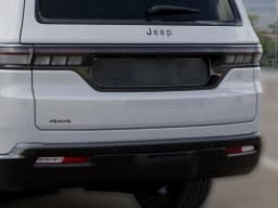 Jeep Grand Wagoneer Limited Altitude 4x4 2026 — side view