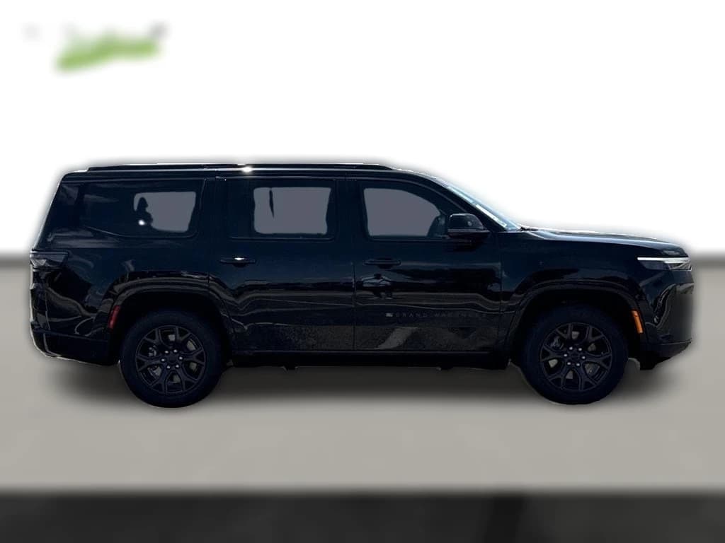 Jeep Grand Wagoneer Limited Altitude 4x4 2026 — side view