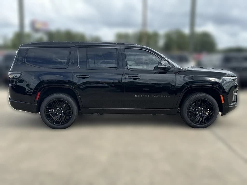 Jeep Grand Wagoneer Limited Reserve 4x4 2026 — side view