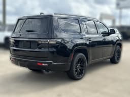 Jeep Grand Wagoneer Limited Reserve 4x4 2026 — side view