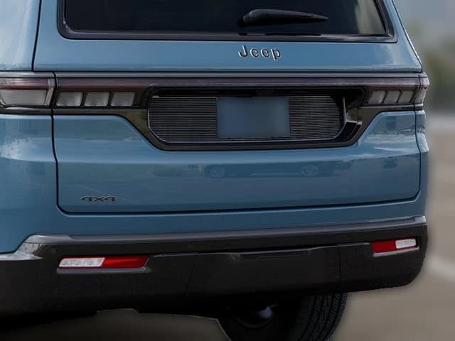 Jeep Grand Wagoneer Limited Altitude 4x4 2026 — side view