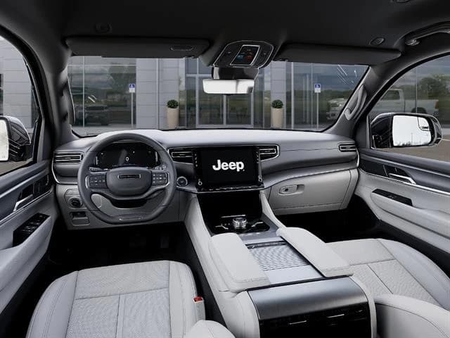 Jeep Grand Wagoneer Limited Altitude 4x4 2026 — side view