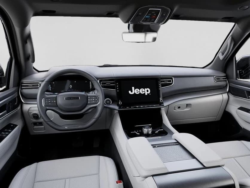 Jeep Grand Wagoneer Limited Reserve 4x4 2026 — side view