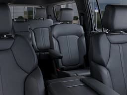 Jeep Grand Wagoneer Limited Altitude 4x4 2026 — side view