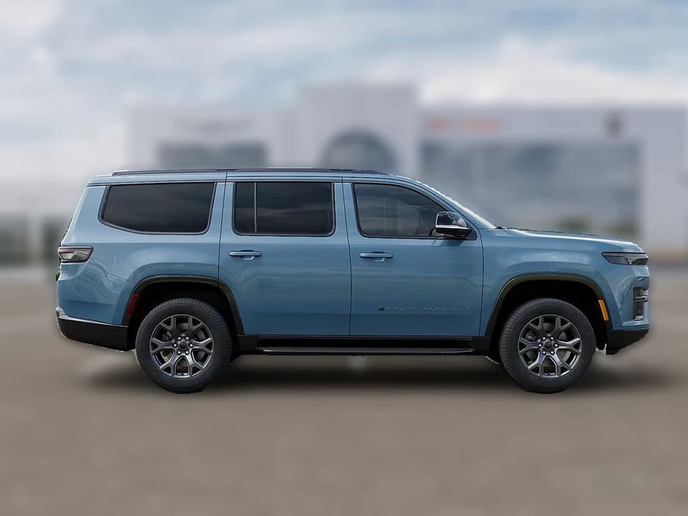 Jeep Grand Wagoneer Limited Altitude 4x4 2026 — side view