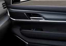 Jeep Grand Wagoneer Limited Altitude 4x4 2026 — side view