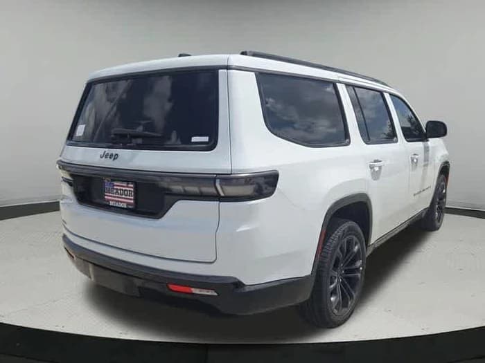Jeep Grand Wagoneer Summit Obsidian 4x4 2026 — side view