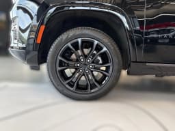 Jeep Grand Wagoneer Summit Obsidian 4x4 2026 — side view