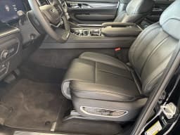 Jeep Grand Wagoneer Summit Obsidian 4x4 2026 — side view