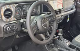 Jeep Gladiator 85th Anniversary Edition 4x4 2026 — side view