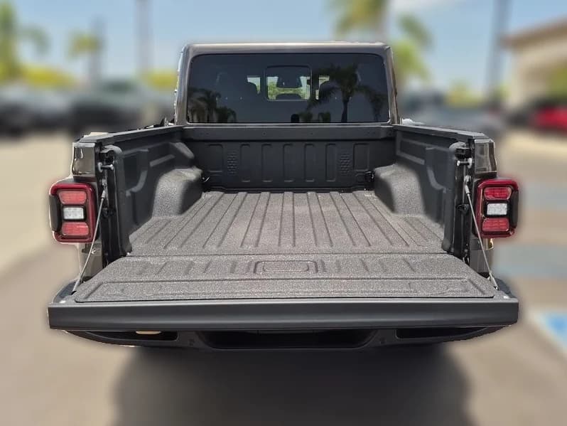 Jeep Gladiator 85th Anniversary Edition 4x4 2026 — side view