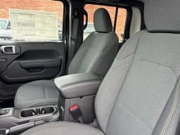 Jeep Gladiator Sport S 4x4 2026 — side view