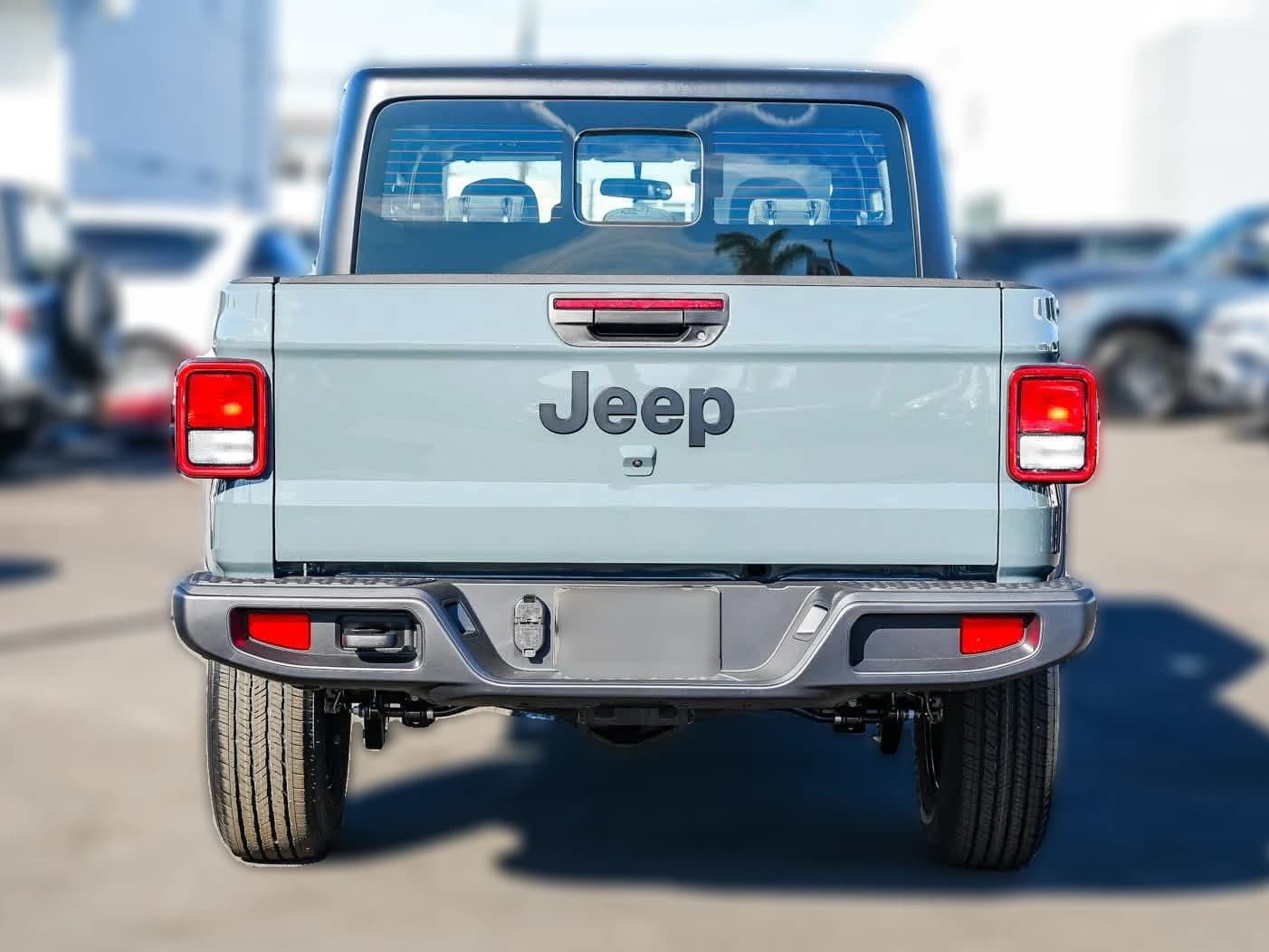 Jeep Gladiator Sport 4x4 2026 — side view