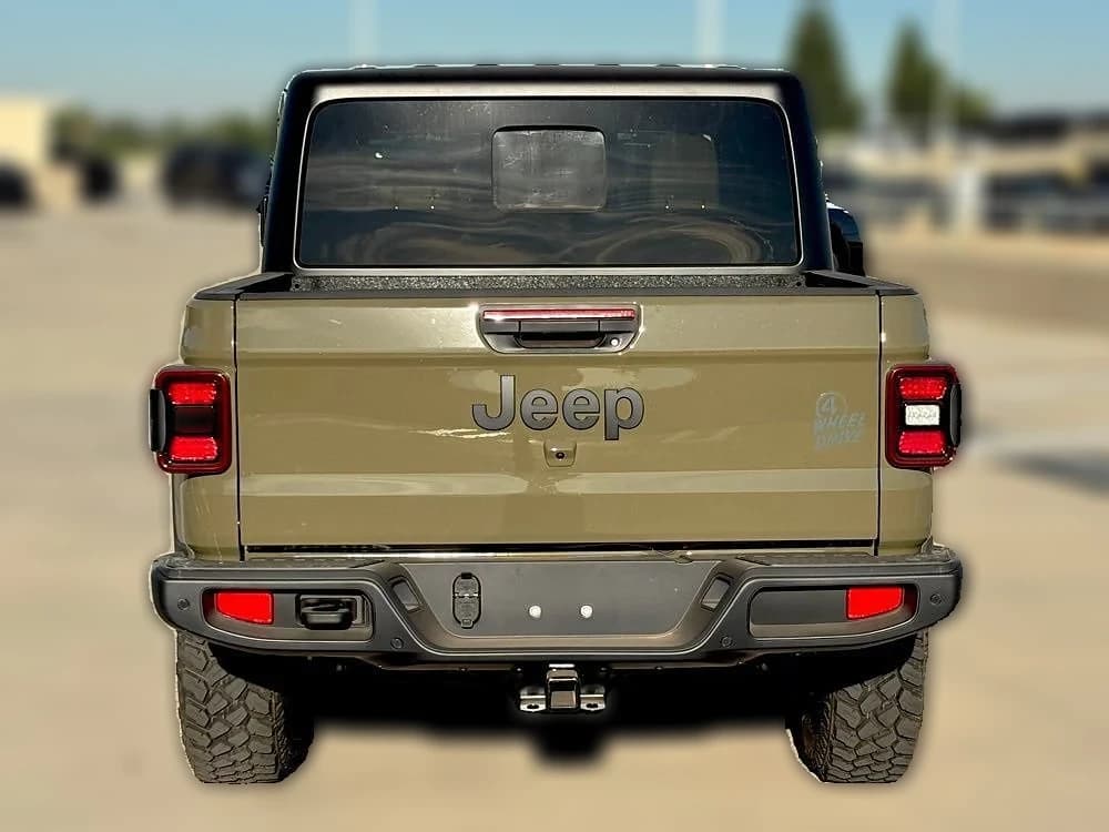 Jeep Gladiator Willys 41 4x4 2026 — side view