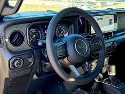 Jeep Gladiator Willys 41 4x4 2026 — side view