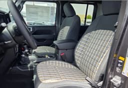 Jeep Gladiator 85th Anniversary Edition 4x4 2026 — side view
