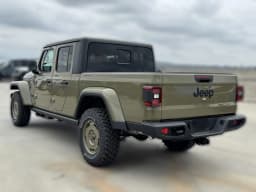 Jeep Gladiator Willys 41 4x4 2026 — side view
