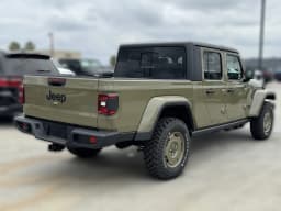 Jeep Gladiator Willys 41 4x4 2026 — side view