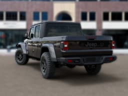 Jeep Gladiator Willys 4x4 2026 — side view