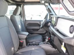 Jeep Gladiator Sport S 4x4 2026 — side view