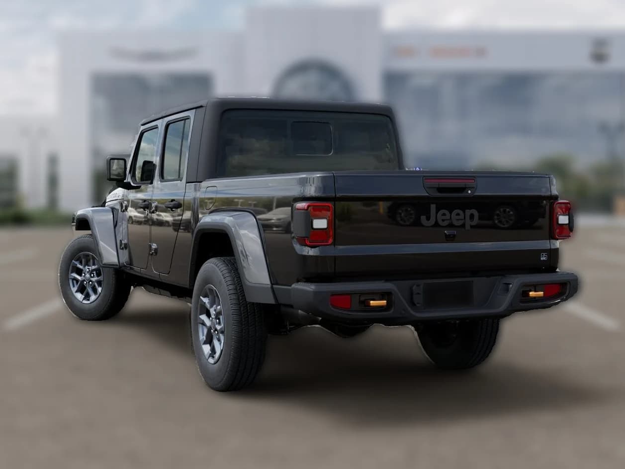 Jeep Gladiator 85th Anniversary Edition 4x4 2026 — side view