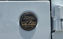 Jeep Gladiator 85th Anniversary Edition 4x4 2026 — side view