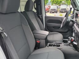 Jeep Gladiator Sport S 4x4 2026 — side view