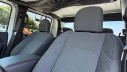Jeep Gladiator Sport S 4x4 2026 — side view