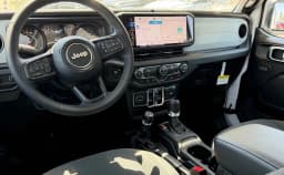 Jeep Gladiator Sport S 4x4 2026 — side view