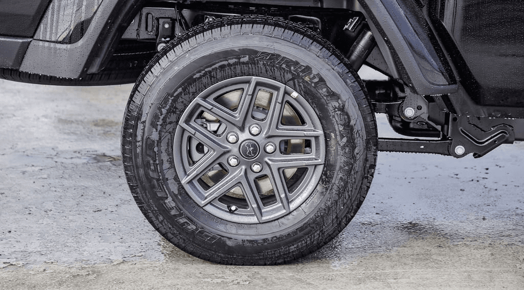 Jeep Gladiator Sport S 4x4 2026 — side view