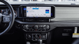 Jeep Gladiator Sport S 4x4 2026 — side view