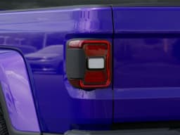 Jeep Gladiator Sport S 4x4 2026 — side view