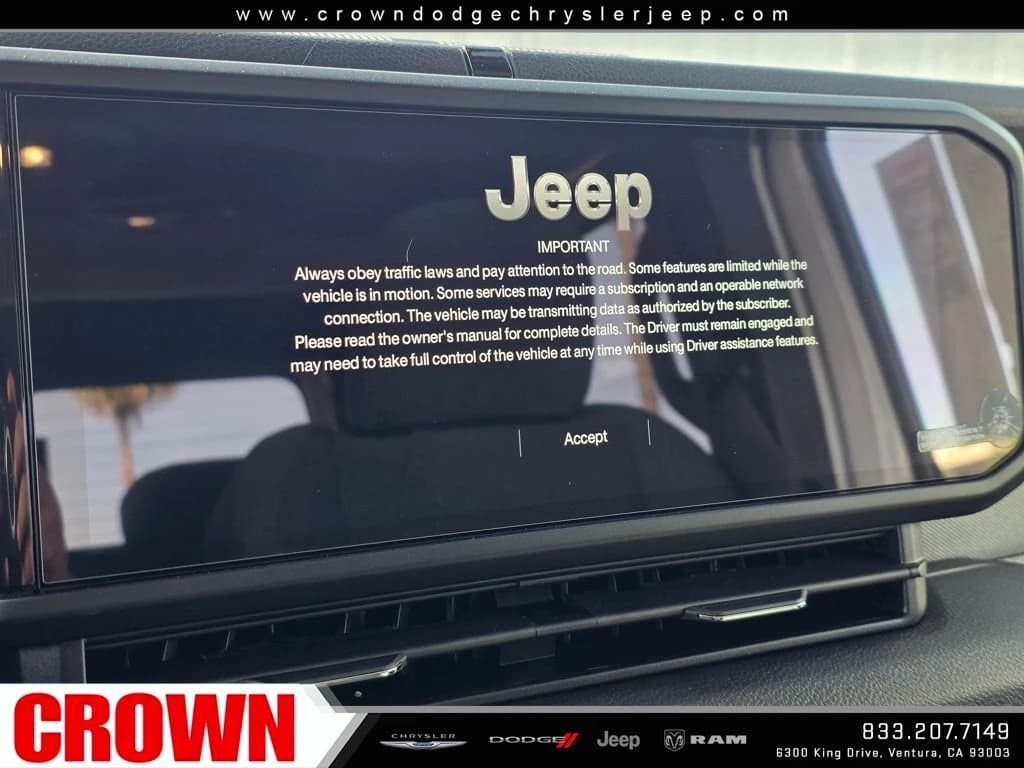 Jeep Gladiator Sport S 4x4 2026 — side view