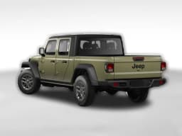 Jeep Gladiator Sport 4x4 2026 — side view