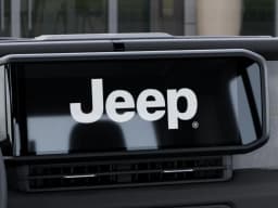 Jeep Gladiator Sport S 4x4 2026 — side view