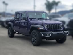 Jeep Gladiator Sport S 4x4 2026 — side view