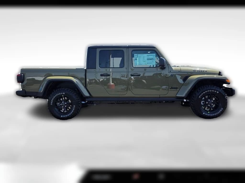 Jeep Gladiator Willys 4x4 2026 — side view